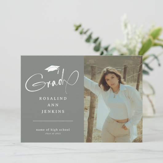 Modern Afstudeerder Foto Afstuderen Aankondiging (Staand voorkant)