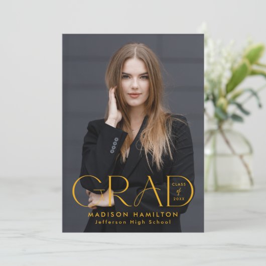 Modern Afstudeerder Geel Typografie 2 Foto Afstude Aankondiging (Staand voorkant)