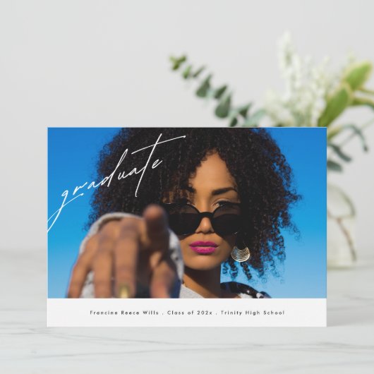 Modern Afstuderen 2025 High School Foto Afstuderen Aankondiging (Staand voorkant)