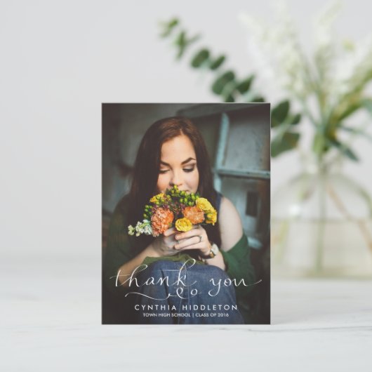 Modern Afstuderen Dank u Typografie Foto Briefkaart (Staand voorkant)