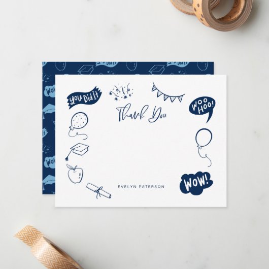 Modern Afstuderen Doodle Navy Blue Dank u wel Notitiekaartje (Voorkant / Achterkant in situ)