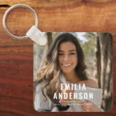 Modern Afstuderen Foto QR Code Info Visitekaartje Sleutelhanger (Voorkant)