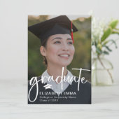 Modern Afstuderen handgeschreven trendy Congrats A Aankondiging (Staand voorkant)