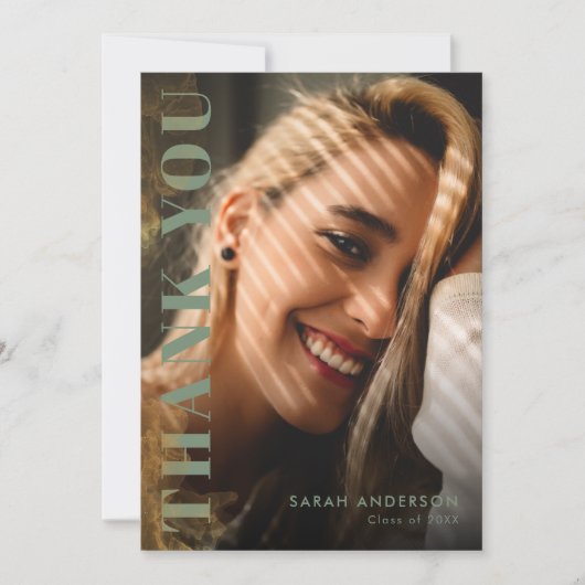 Modern Afstuderen Sage Green Photo Afstuderen Bedankkaart (Voorkant)