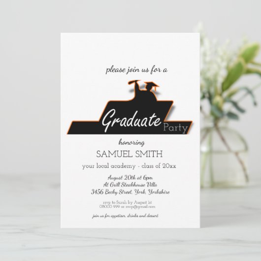 Modern Afstuderen Script Zwart & Wit Scroll Kaart (Staand voorkant)