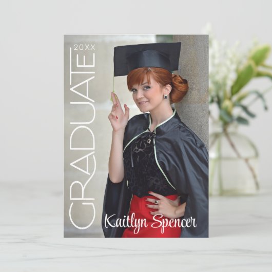 Modern Afstuderen Typografie 2 Foto's Afstuderen Aankondiging (Staand voorkant)