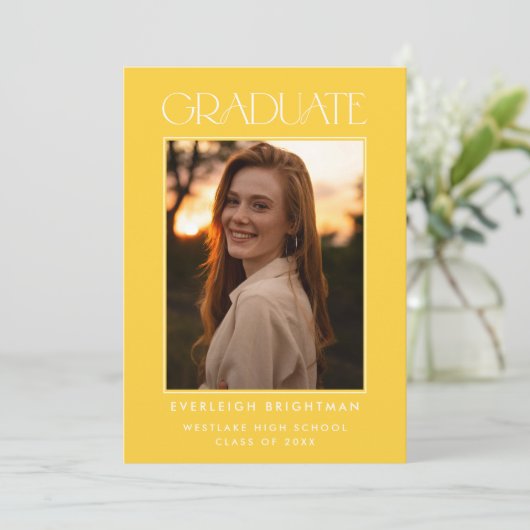 MODERN AFSTUDEREN TYPOGRAFIE FOTO AFSTUDEREN INVIT KAART (Staand voorkant)