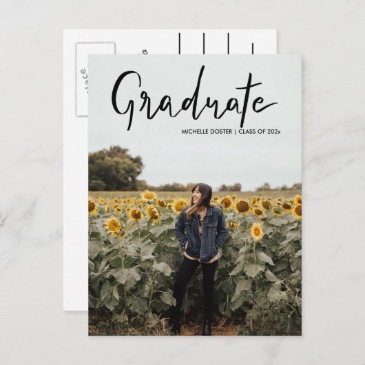 Modern Afstuderen zwart script handgeschreven | Fo Aankondigingskaart (Voorkant / Achterkant)