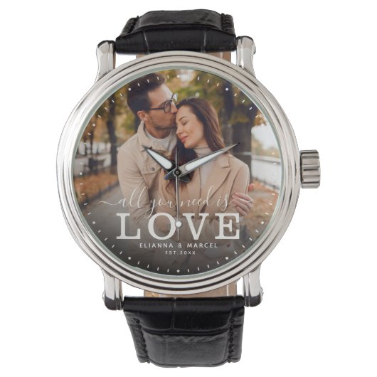 Modern ALLES WAT JE NODIG HEBT IS LOVE Wedding Pho Horloge (Voorkant)