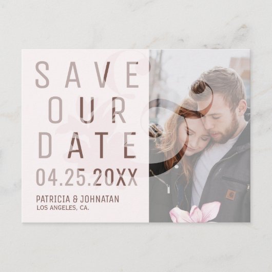 Modern ampersand blush save date bruiloft foto aankondigingskaart (Voorkant)