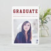 Modern and Bold graduation announcement Maroon Aankondiging (Staand voorkant)