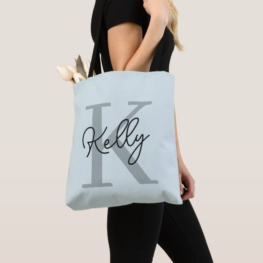 Modern Aqua Blue Monogram Script Tote Bag (Dichtbij)