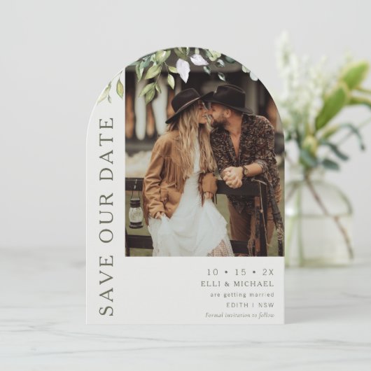 Modern Arch Foliage Wedding Save the Date Kaart (Staand voorkant)