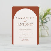 Modern Arch Terracotta Red Wedding Uitnodiging (Staand voorkant)