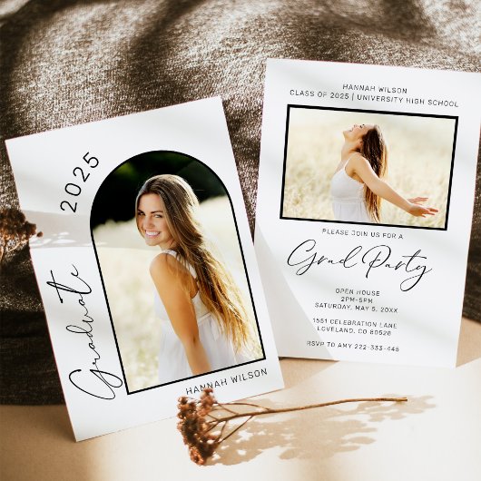 Modern Arch Zwart-wit Graduation Party Kaart