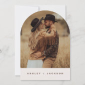 Modern Arched Pampas Grass Wedding Invitation Kaart (Achterkant)