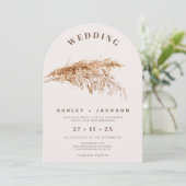 Modern Arched Pampas Grass Wedding Invitation Kaart (Staand voorkant)
