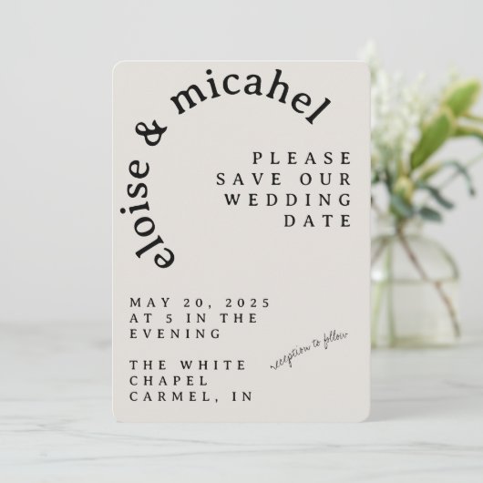 Modern Arched Typography Wedding Save the Date Kaart (Staand voorkant)