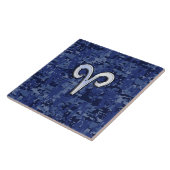 Modern Aries Zodiac Symbol Navy Blue Digital Camo Tegeltje (Zijkant)