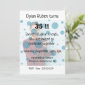 Modern & Babbling Foto Verjaardag Kaart Uitnodigin (Staand voorkant)