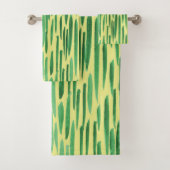 Modern Bamboo Pattern Tiki Vibe Green Bad Handdoek (Insitu)