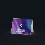 Modern Bar Mitzvah Paarse Blauwe Dankkaart Bedankkaart<br><div class="desc">Mooie religieuze Joodse Bar Mitswa bedankkaarten. Modern maar elegant waterverf ontwerp in marineblauw, paarse kleuren. White Star of David in het midden van de moderne scriptletters. "Hij is geroepen tot de Torah als een Bar Mitswa." Prefect voor 13 jarige zoon, jongen. Eenvoudig te bewerken - voeg gewoon uw informatie /...</div>