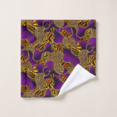 Modern Baroque Glam Animal Print On Purple Bad Handdoek (Wasdoekje)