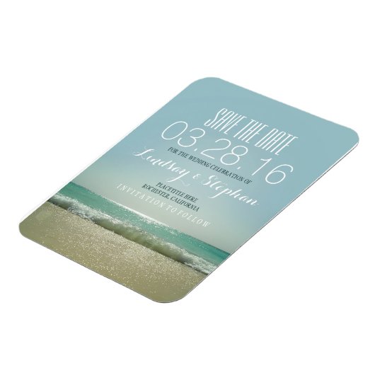 Modern Beach Bruiloft Save The Date Magneet (Linkerzijde)
