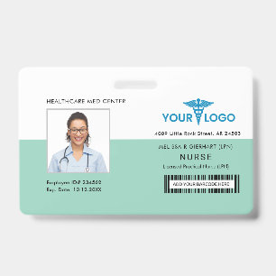 Modern bedrijfslogo en verpleegster foto ID Badge