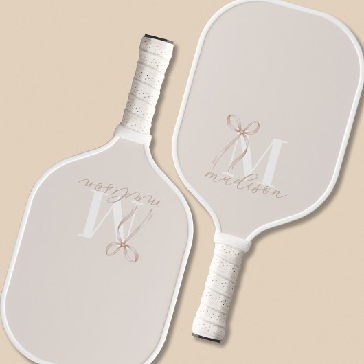 Modern Beige Bow Initiaal Monogram Pickleball Paddle