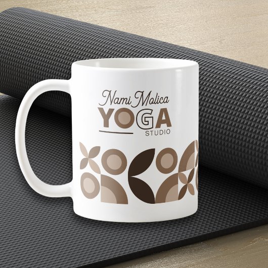 Modern Beige Bruin Geometrisch Patroon Yoga Studio Koffiemok