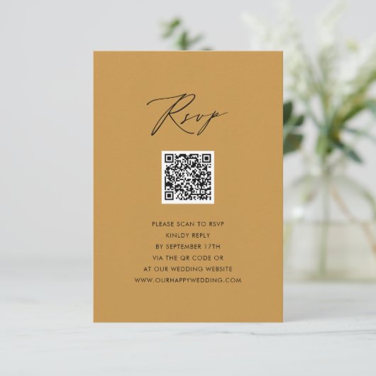 Modern Beige Elegant Script QR Bruiloft RSVP Informatiekaartje (Staand voorkant)