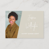 Modern Beige Handtekening Manuscript Notaris Foto Visitekaartje (Voorkant)
