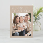 Modern Beige Merry-kerstfoto Feestdagenkaart (Staand voorkant)
