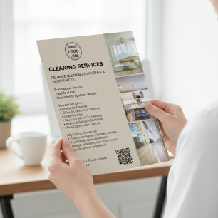 Modern Beige Schoonmaakdiensten Foto Logo QR Flyer