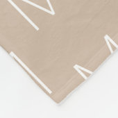Modern beige tan aangepast initiaal monogram patro fleece deken (Hoek)
