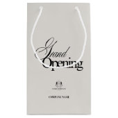 Modern Beige Zakelijk Logo Kalligrafie QR Code Klein Cadeauzakje (Achterkant)