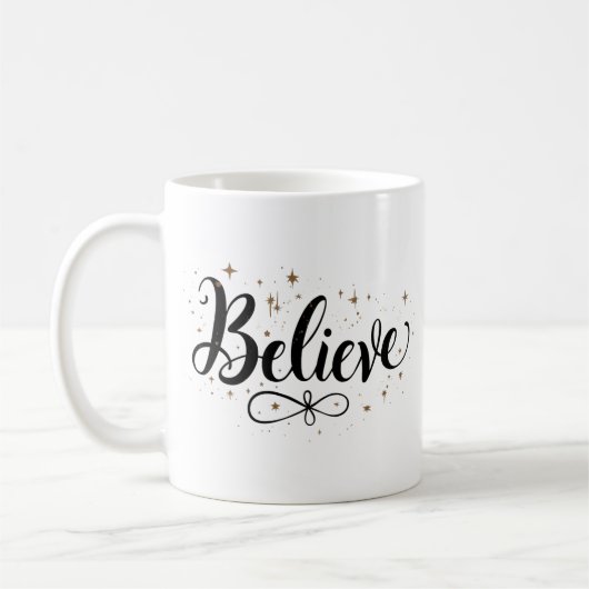Modern "Believe" Script Kerst Koffie Mok (Links)