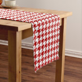 Modern Berry Red Houndstooth Korte Tafelloper (Voorbeeld)