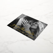 Modern Bewaar de datum Foto Bruiloft Echt Goud Folie Uitnodiging Briefkaart (Gedraaid)