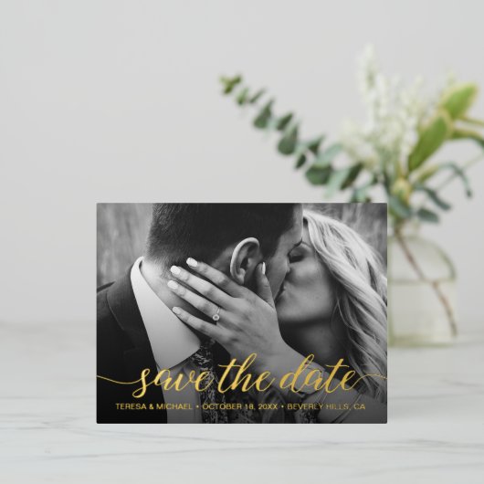 Modern Bewaar de datum Foto Wedding Gold Folie Uitnodiging Briefkaart (Staand Voorkant)