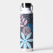 Modern Big Blue Flower Pattern roze Monogram Waterfles (Voorkant)