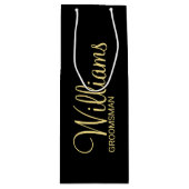 Modern Black and Gold Personalized Groomsman Wijn Cadeautas (Voorkant)