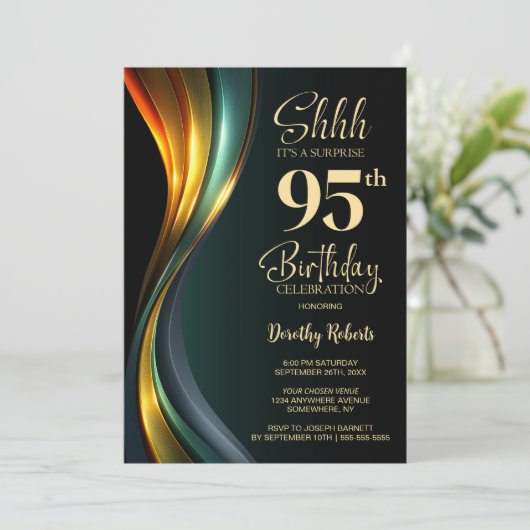 Modern Black and Gold Surprise 95th Birthday Party Kaart (Staand voorkant)