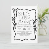 Modern Black  and White Bow Bridal Shower Kaart (Staand voorkant)