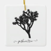 Modern Black and White Joshua Tree Silhouette Keramisch Ornament (Voorkant)