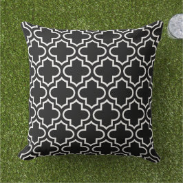 Modern Black and White Moroccan Quatrefoil Pattern Buitenkussen