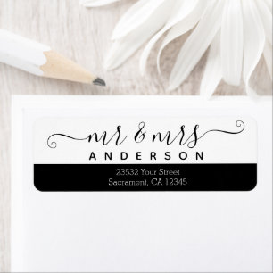 Modern Black and White Mr en Mrs Last Name Return Etiket