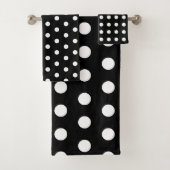 Modern Black and White Polka Dots Bad Handdoek (Insitu)