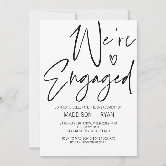 Modern Black and White Verloving Invitation Heart Kaart (Voorkant)
